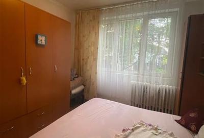 Apartament cu 3 camere semidecomandat, mobilat în Berceni - 2
