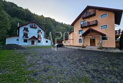Casă individuală cu 19 camere cu Teren 9669 Mp în Mărgău - 1