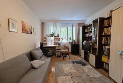 Apartament cu 2 camere semidecomandat în Tătărași
