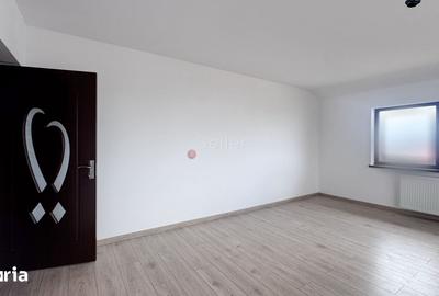 Casă cu 8 camere cu Teren 480 Mp în Bunloc