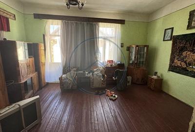 Casă cu 5 camere cu Teren 502 Mp în Central