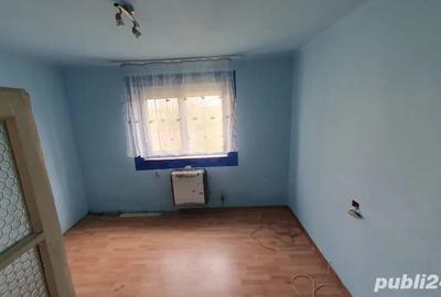 Casă cu 5 camere cu Teren 2023 Mp în Aradul Nou
