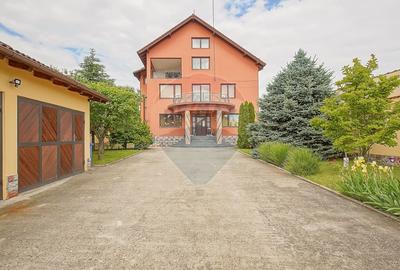 Casă individuală cu 10 camere cu Teren 1300 Mp în Hălchiu - 1