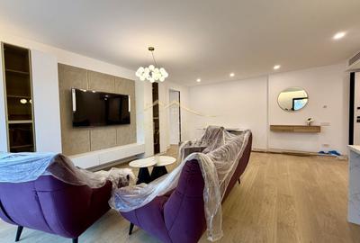 Apartament cu 4 camere decomandat, mobilat în Băneasa