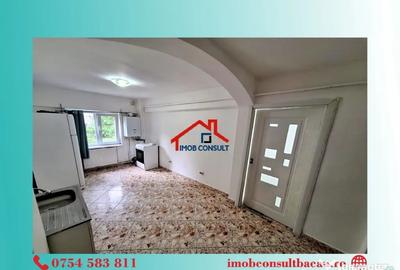 Apartament cu 3 camere decomandat în Mioriței