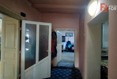 Casă individuală cu 5 camere cu Teren 1789 Mp în Checea - 11