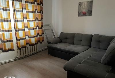 Apartament cu 2 camere semidecomandat, mobilat în Tolstoi