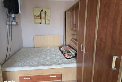 Apartament cu 3 camere semidecomandat în Central - 11