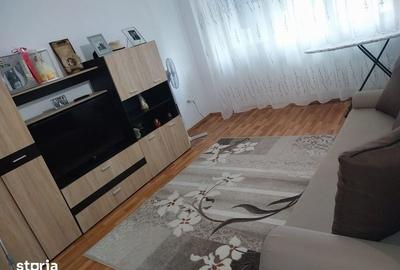 Apartament cu 2 camere decomandat în Obor