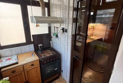 Apartament cu 3 camere decomandat în Alfa