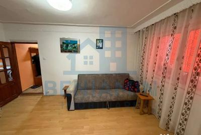 Apartament cu 2 camere semidecomandat în Craiovița Nouă - 1