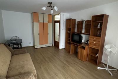 Garsonieră decomandată în Apărătorii Patriei - 10