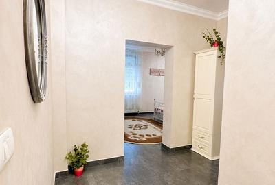 Garsonieră decomandată în Central