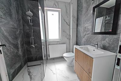 Apartament cu 3 camere decomandat în Central - 3
