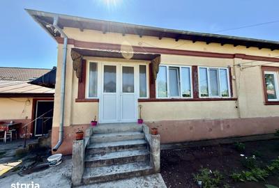 Casă cu 3 camere cu Teren 2173 Mp în Coșoveni - 2