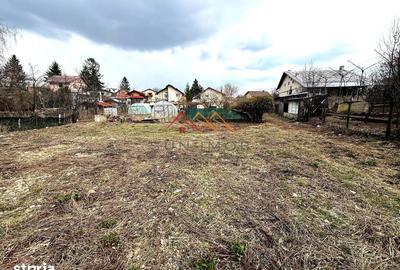 Teren de 3171 mp, în Cornu