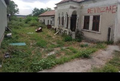 Casă cu 4 camere în Bragadiru
