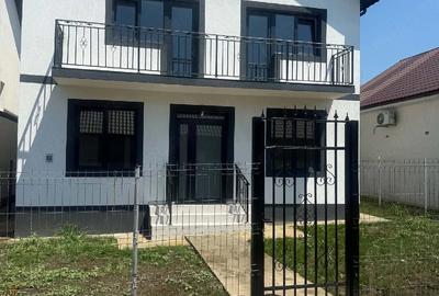 Casă cu 6 camere cu Teren 180 Mp în Lumina - 2