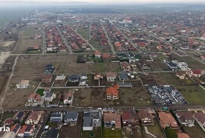 Teren de 925 mp, în Vladimirescu - 10