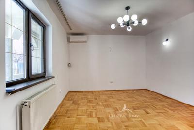 Casă individuală cu 7 camere cu Teren 270 Mp în Sebastian - 11