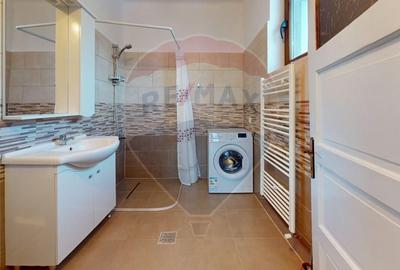 Casă cu 3 camere cu Teren 250 Mp în Central - 14