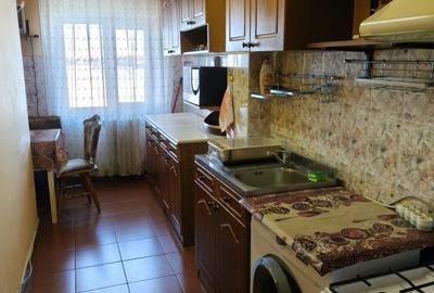 Apartament cu 2 camere decomandat în Mofleni