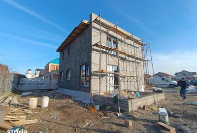 Casă cu 5 camere cu Teren 418 Mp în Hărman