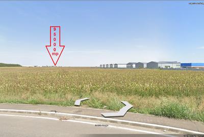 Teren Construcții intravilan de 95000 mp, în Central