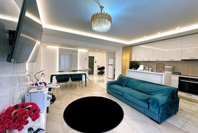 Apartament cu 3 camere decomandat, mobilat în P-ța Unirii