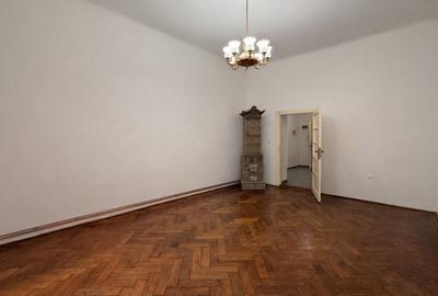 Apartament cu 2 camere decomandat în P-ța Unirii - 2
