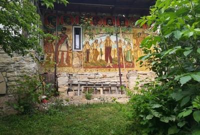 Casă cu 4 camere în Central