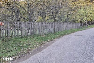 Teren de 600 mp, în Central - 3