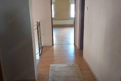 Casă cu Teren 500 Mp în Fabric - 3