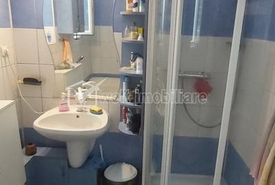 Apartament cu 2 camere decomandat în Central - 4