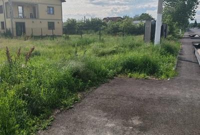 Teren de 3650 mp, în Teiș - 3