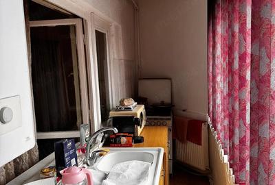 Apartament cu 2 camere decomandat în Traian