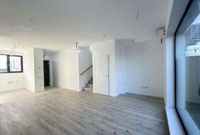 Casă cu 4 camere cu Canalizare în Central