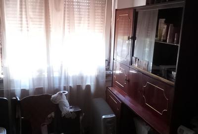 Apartament cu 2 camere semidecomandat în Exterior Vest