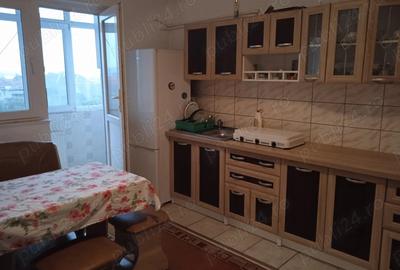 Apartament cu 2 camere decomandat în Central - 1