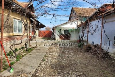 Casă cu 4 camere în Filipeștii de Târg - 16