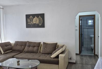 Apartament cu 2 camere semidecomandat în Central