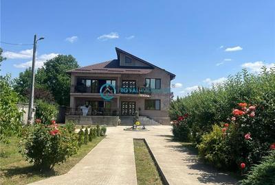 Casă individuală cu 5 camere cu Teren 5683 Mp în Românești - 1