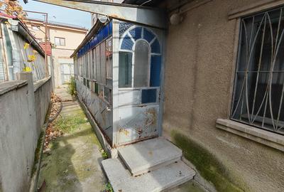 Casă individuală cu 5 camere cu Canalizare în Faleza Nord - 1