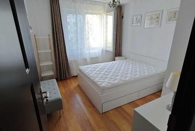 Apartament cu 2 camere decomandat în Titan