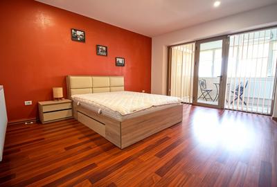 Apartament cu 2 camere semidecomandat în Casa de Cultură