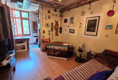 Garsonieră semidecomandată în Răcădău