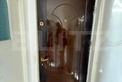 Apartament cu 2 camere decomandat în Ady