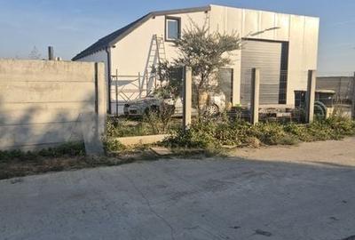 Casă cu 2 camere cu Teren 210 Mp în Săbăreni
