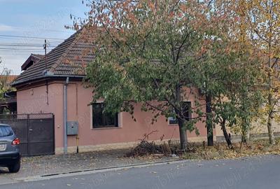 Casă cu 6 camere cu Teren 250 Mp în Aradul Nou - 1