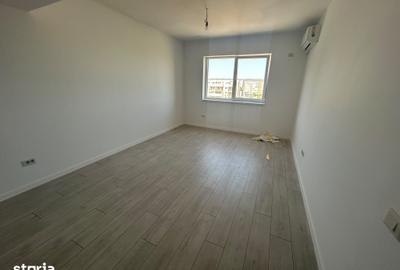 Apartament cu 2 camere decomandat în Berceni
